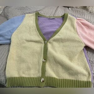 XL Junior’s Sweater. Block colors, button up.